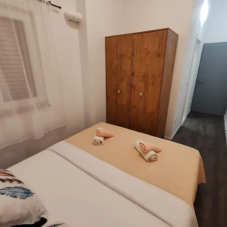 Apartman Sara Vrsi