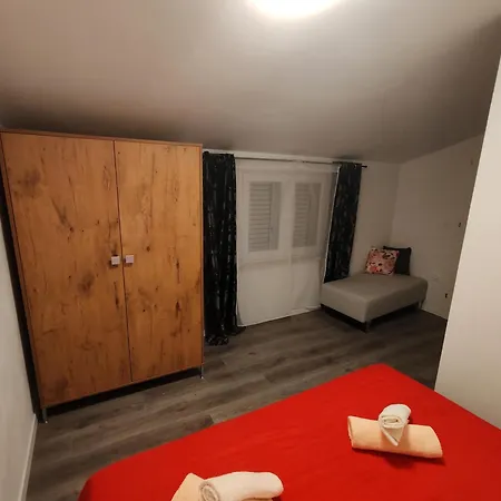 Apartment Sara *