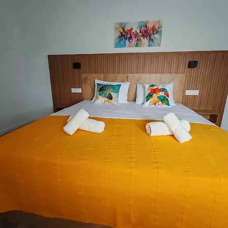 Sara Apartment Vrsi