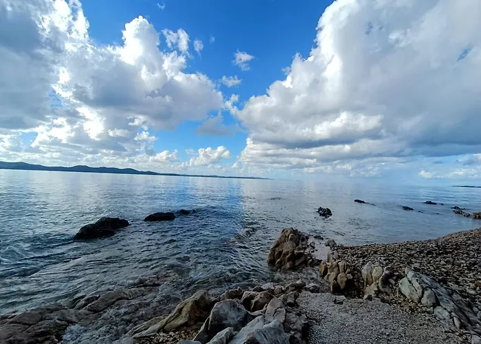 Sara Апартаменты Врси