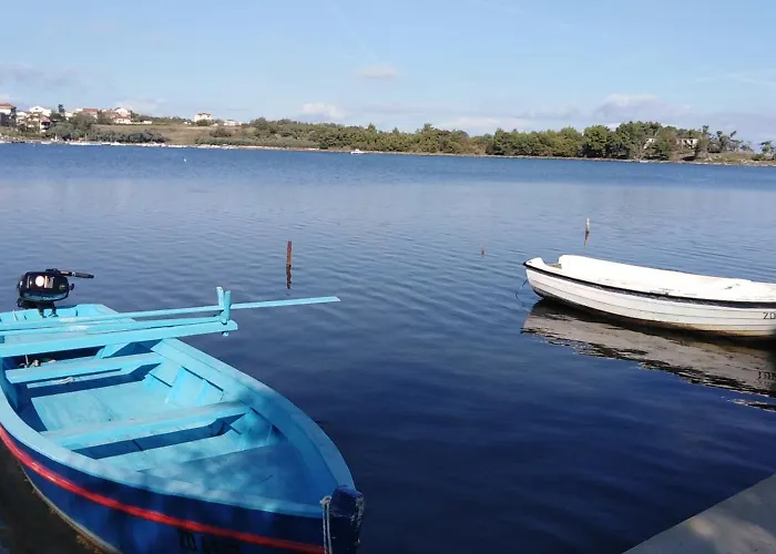 Sara Апартаменты Врси